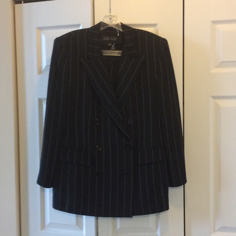 Ellen Tracy suit